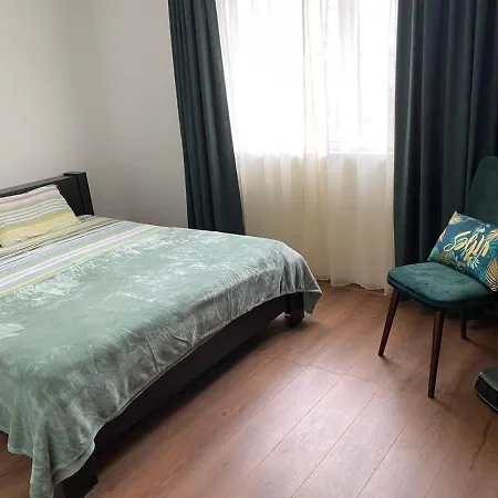 Apartamento New Charming Residential